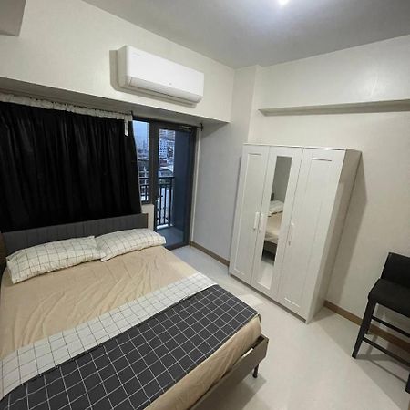 Red Residences Chino Roces Makati Makati City Exterior photo